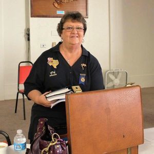 Meet your Posher, Jenny